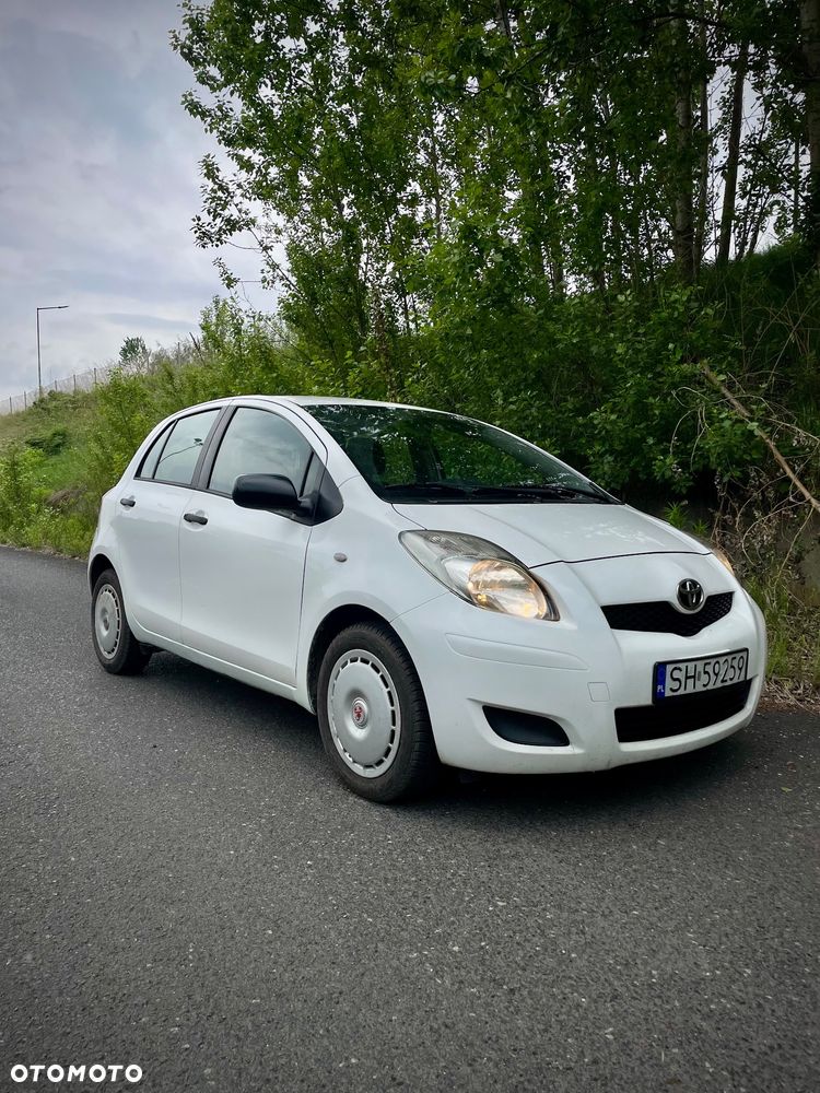 Toyota Yaris 1.4 D-4D Premium - 20