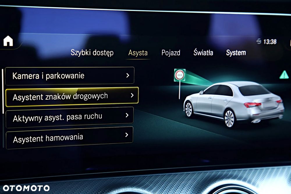 Mercedes-Benz Klasa E 220 d 4-Matic Avantgarde - 35