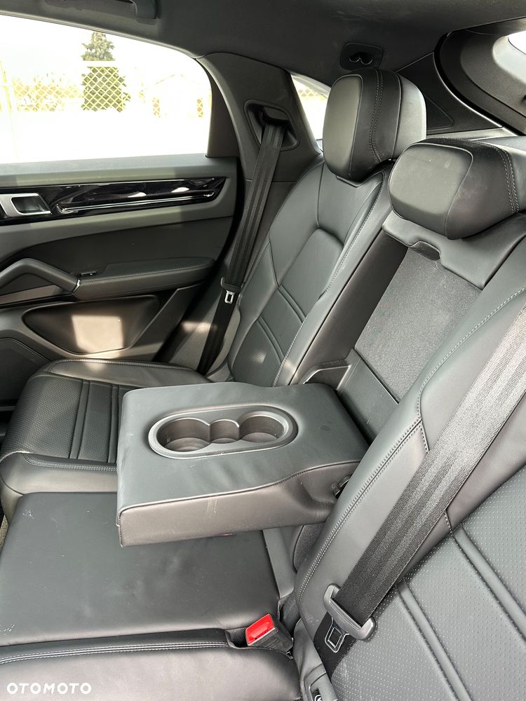 Porsche Cayenne Platinum Edition - 9