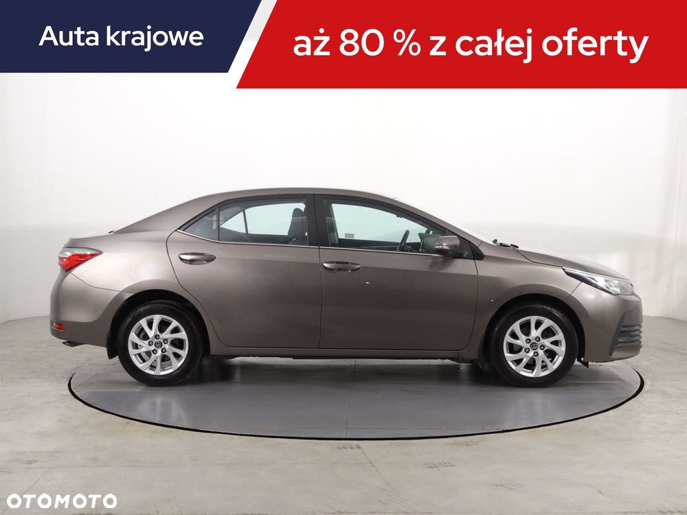 Toyota Corolla - 8