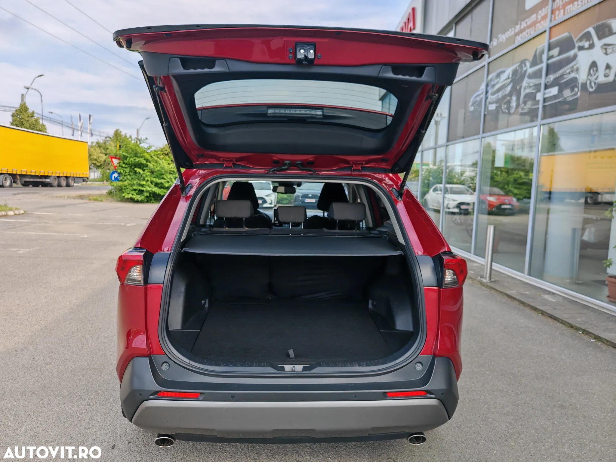 Toyota RAV4 2.5 Hybrid VVT-iE 4x2 Dynamic - 11