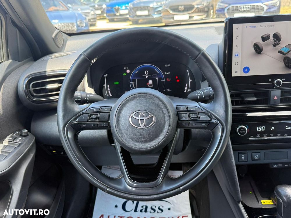 Toyota Yaris Cross 1.5 VVT-i HSD 4x4 Dynamic - 5
