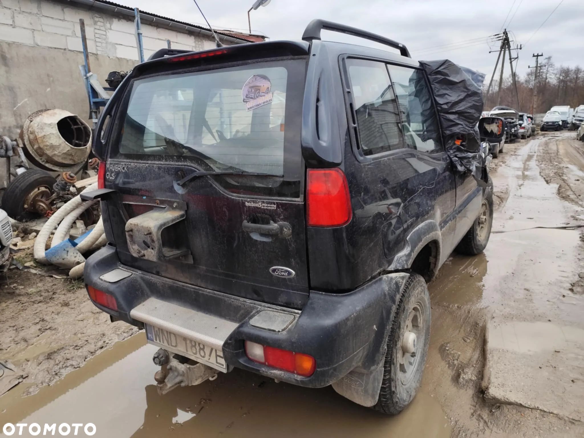 ford maverick nissan terrano silnik 2.4 ka24e skrzynia sanki belka przód tył wahacz zacisk - 1