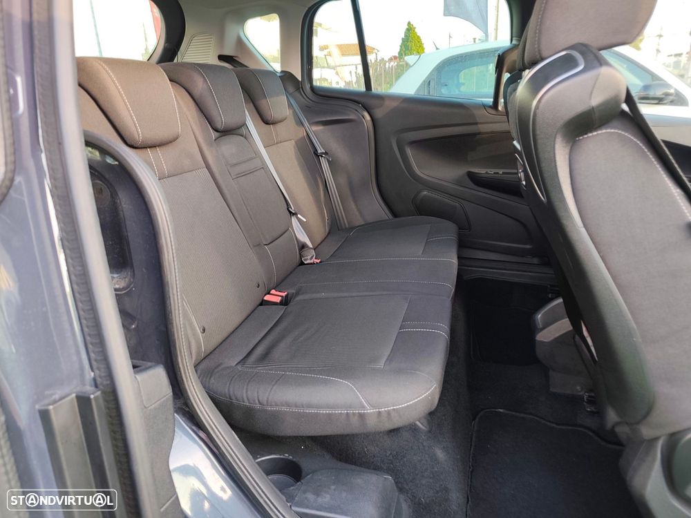 Ford B-Max 1.5 TDCi Titanium - 32