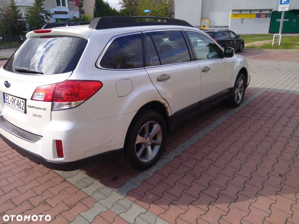 Subaru Outback 2013 photo 4