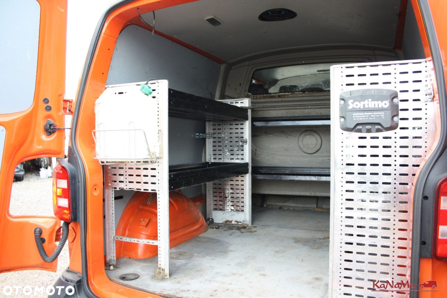 Volkswagen Transporter - 13