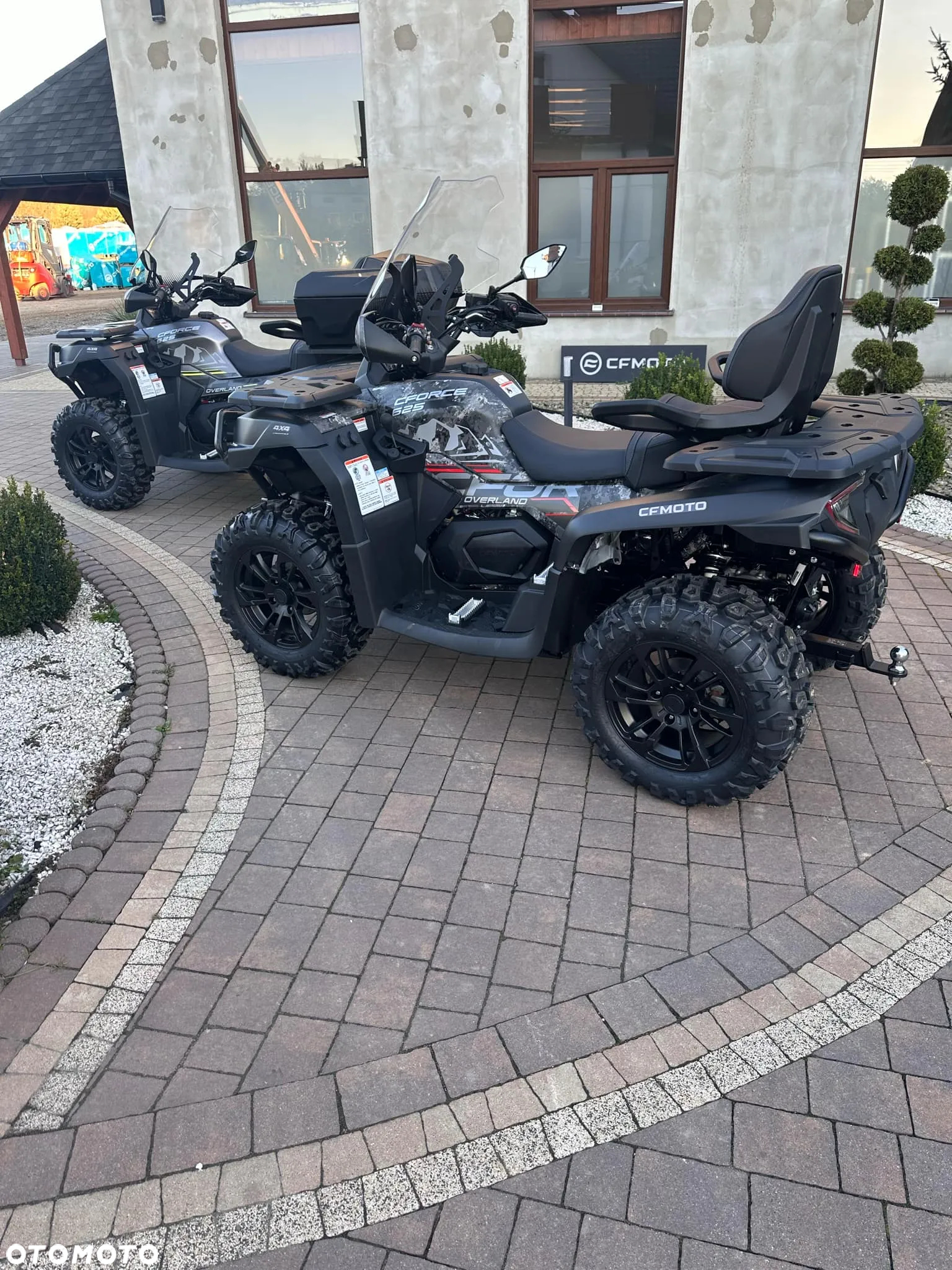 CFMoto CForce - 17