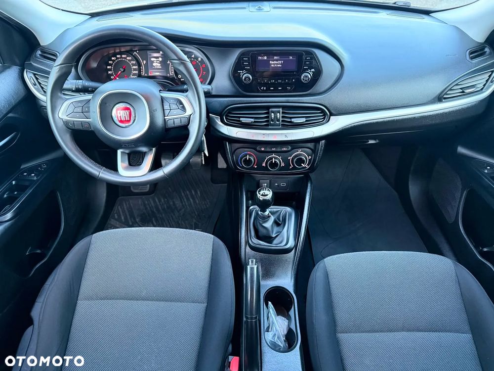 Fiat Tipo 1.4 16V More - 14