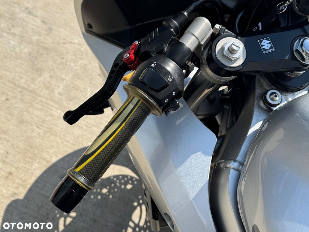 Suzuki SV - 19