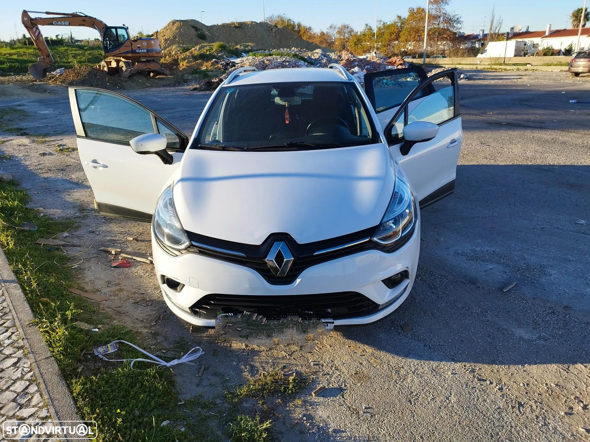 Renault Clio Sport Tourer (Energy) dCi 90 Start & Stop EDC INTENS - 1