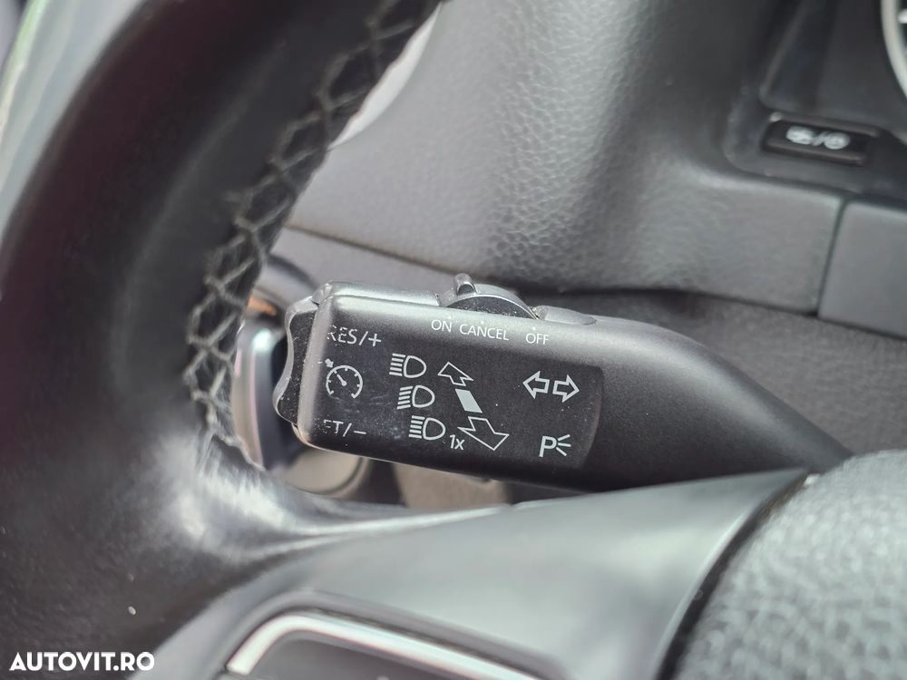 Volkswagen Tiguan - 23