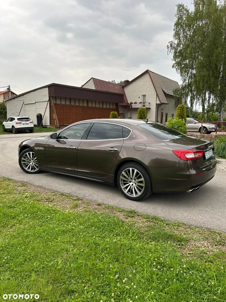 Maserati Quattroporte - 7