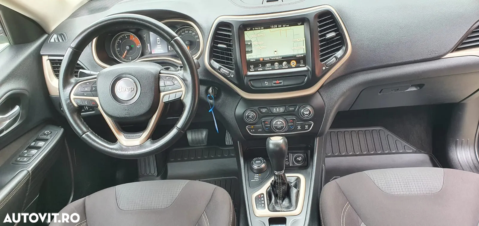 Jeep Cherokee - 6
