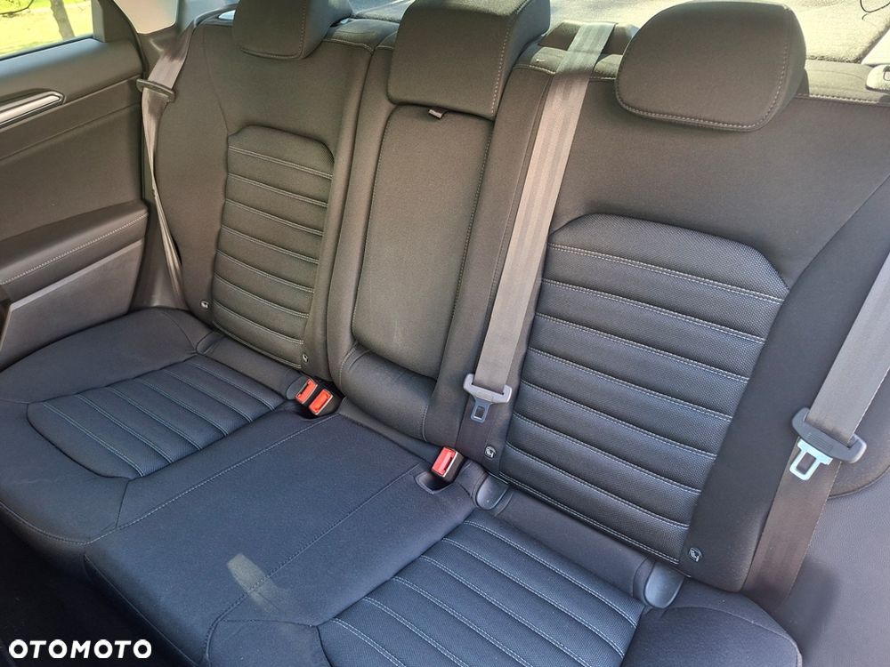Ford Mondeo - 9