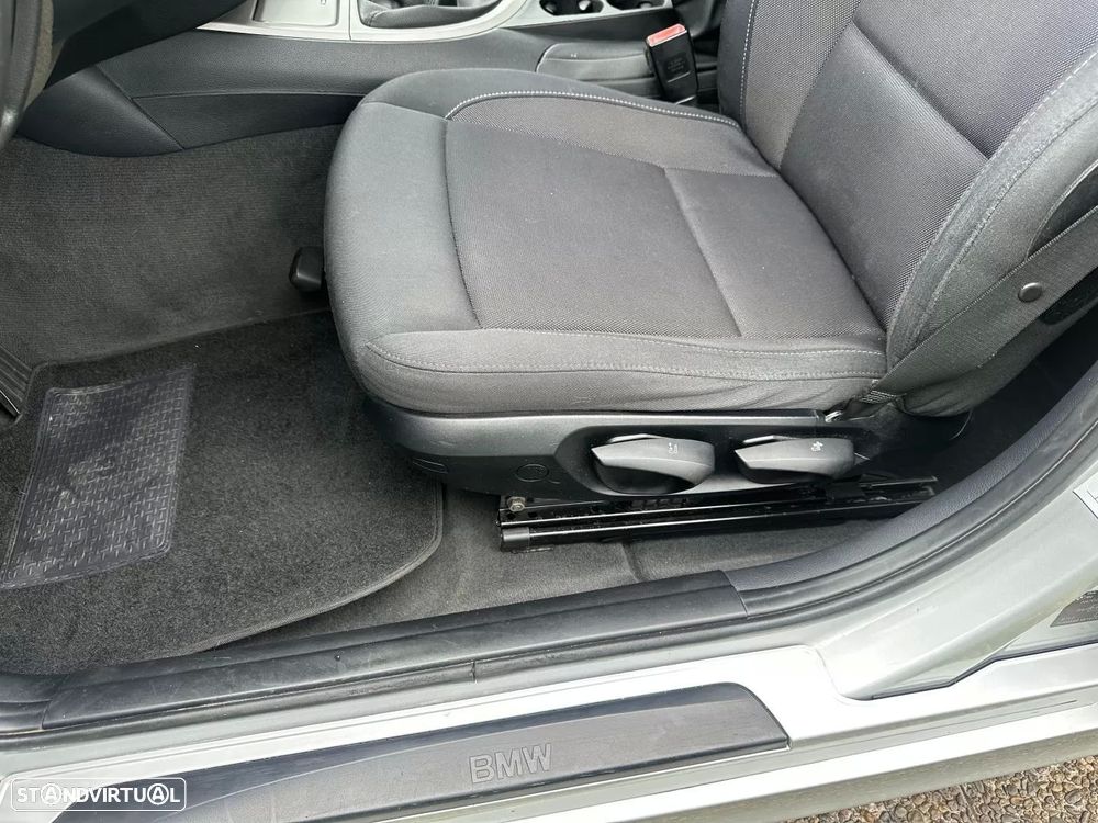 BMW 118 d Line Sport - 37
