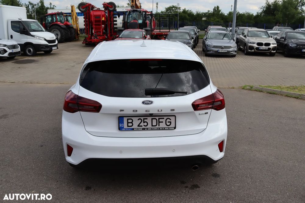 Ford Focus 1.0 EcoBoost MHEV Titanium - 6
