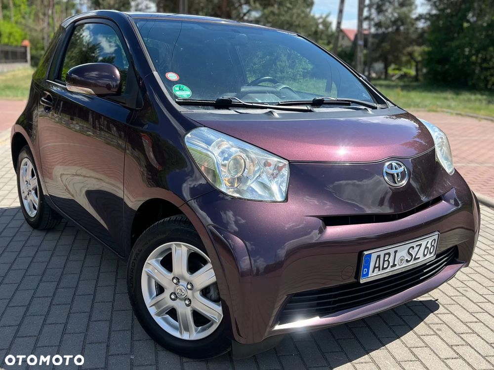 Toyota iQ 1.0 - 1