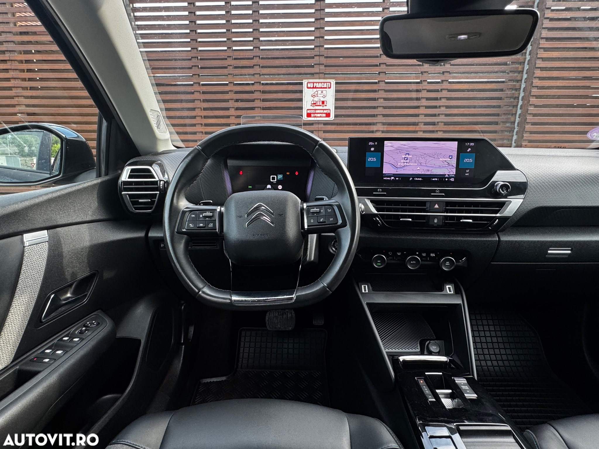 Citroën C4 1.2 PureTech S&S EAT8 Shine - 14