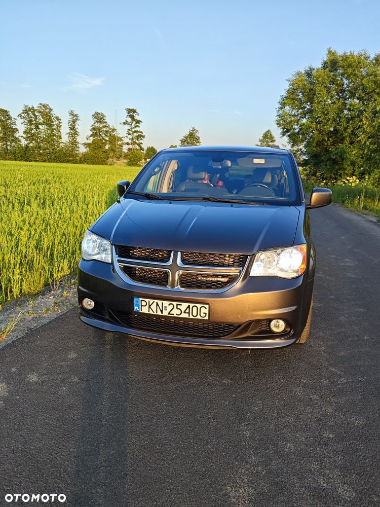 Dodge Grand Caravan - 1