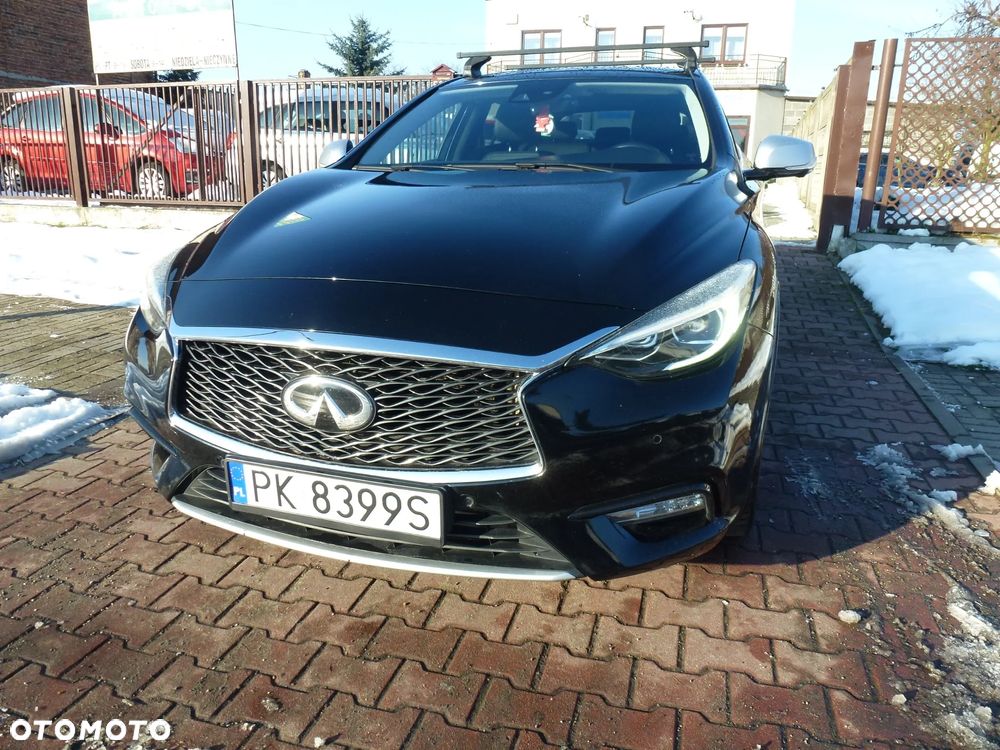 Infiniti Q30 1.5d Premium - 4