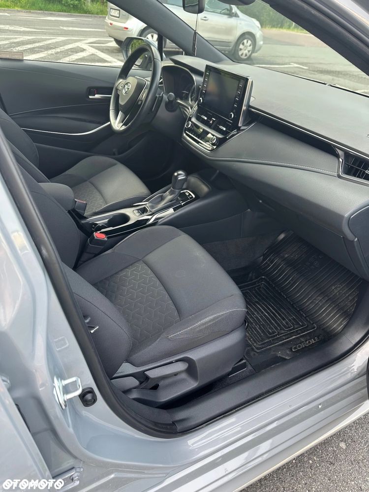 Toyota Corolla 2.0 Hybrid Comfort - 11