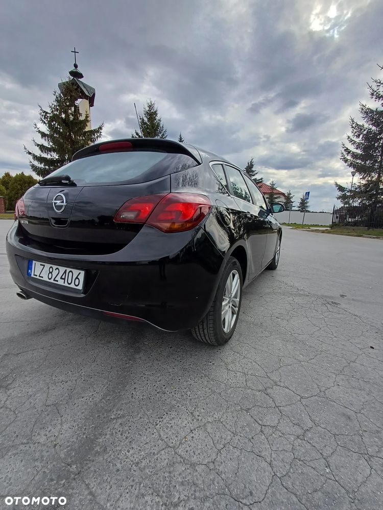 Opel Astra 1.4 Turbo - 15
