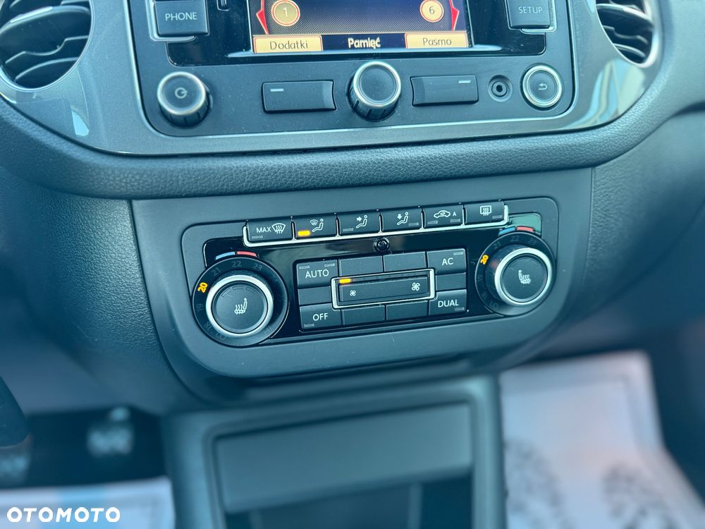 Volkswagen Tiguan - 16