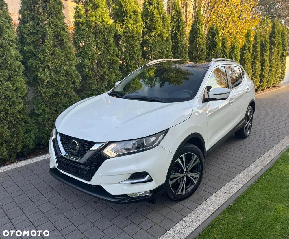 Nissan Qashqai 1.3 DIG-T TEKNA - 1