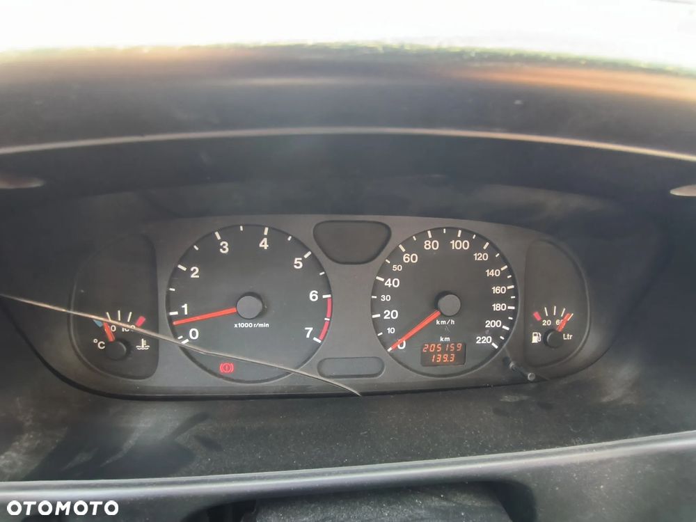 Opel Frontera 2.2 16V - 14