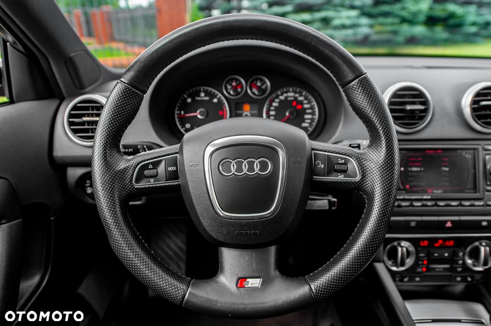 Audi A3 Sportback 2.0 TDI DPF quattro S line Sportpaket (plus) - 26