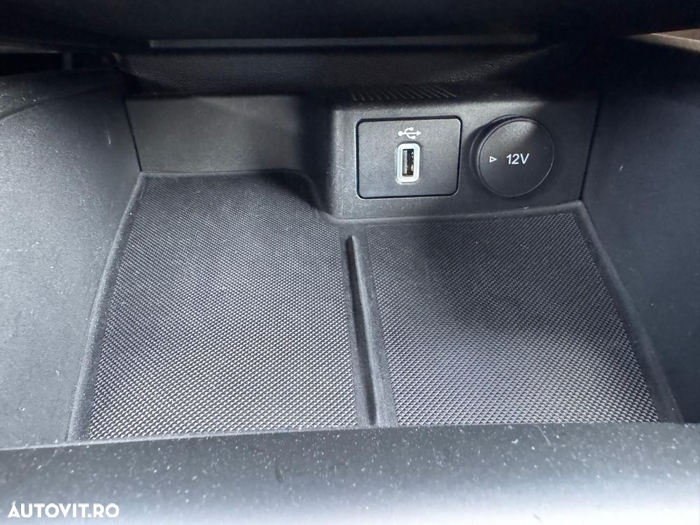 Ford Focus 1.5 EcoBlue Start-Stopp-System COOL&CONNECT - 27