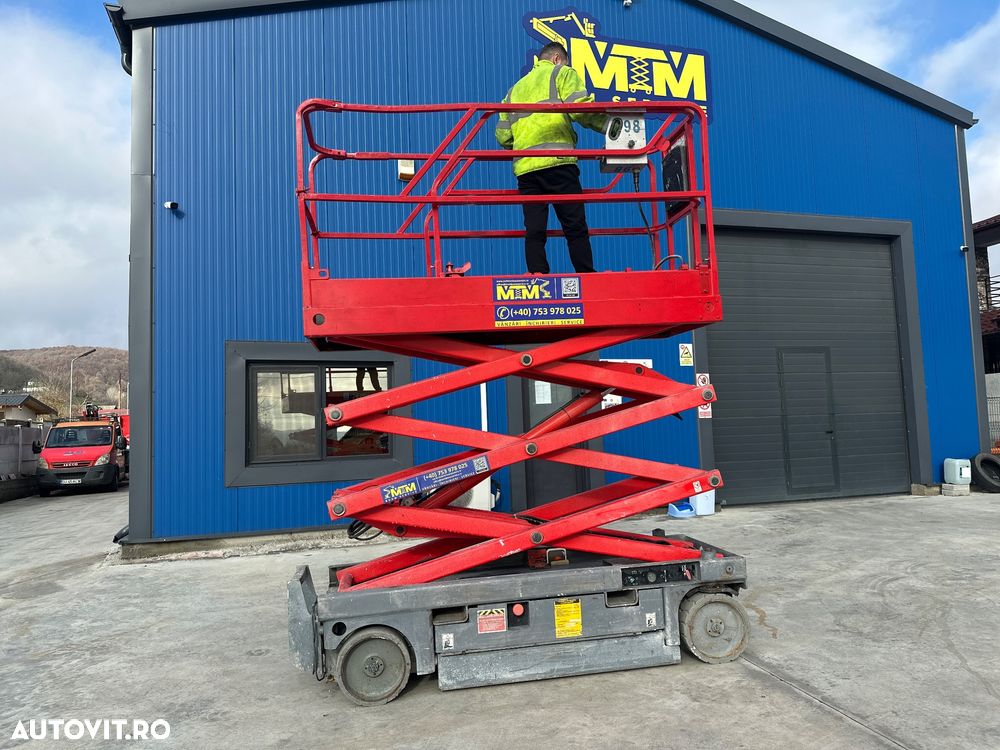 Haulotte Compact 8, din 2013 -5900 euro 8 metri  electrica vanzare inchiriere Valcea Bucuresti Craiova Pitesti Tg Jiu, Sibiu - 3