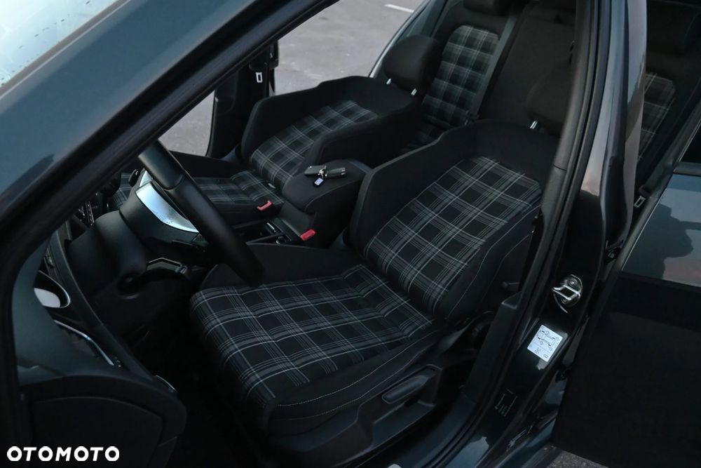 Volkswagen Golf GTD (BlueMotion Technology) DSG - 30