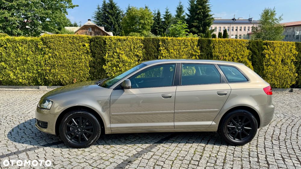 Audi A3 Sportback - 10