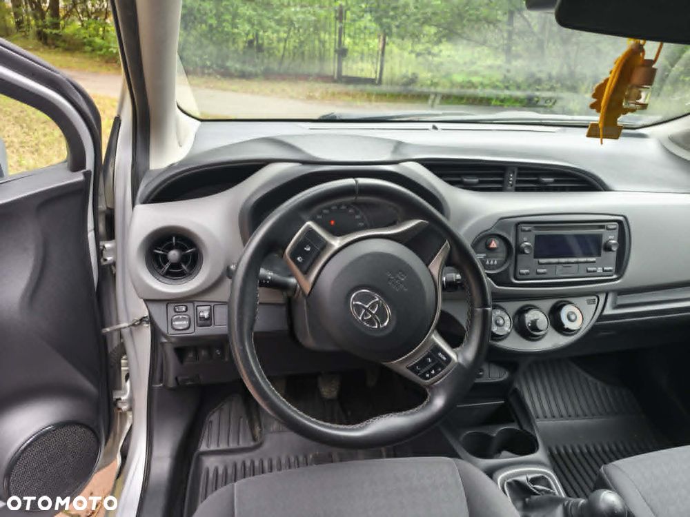 Toyota Yaris - 5