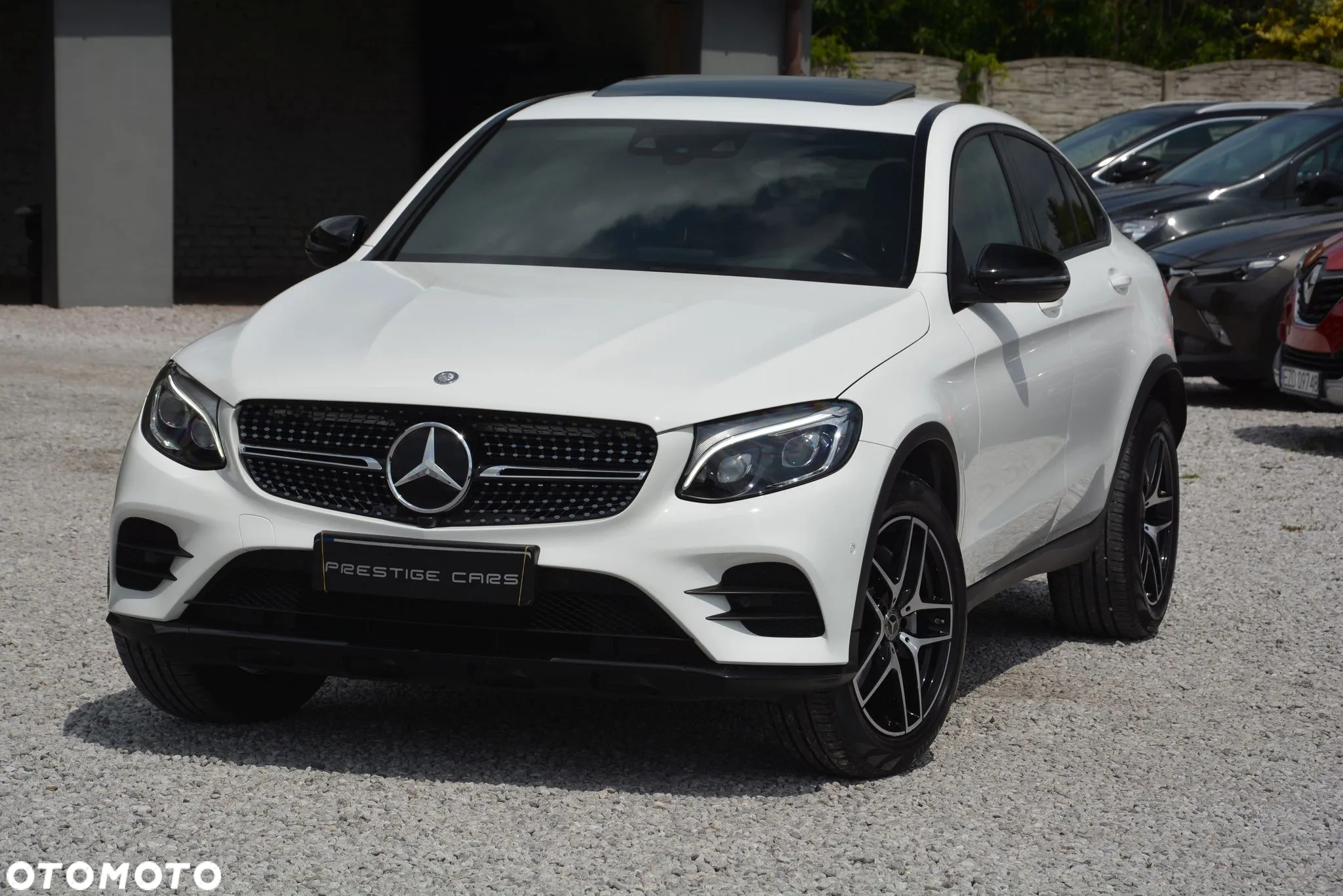 Mercedes-Benz GLC 250 d Coupe 4Matic 9G-TRONIC AMG Line - 6
