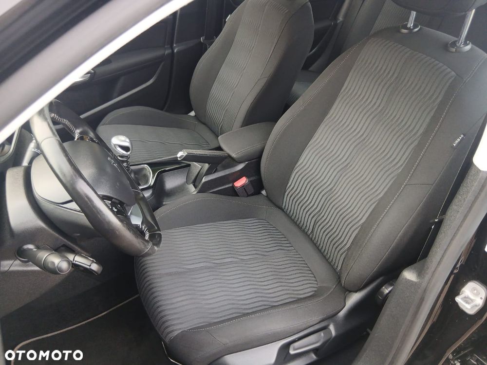 Peugeot 308 - 20