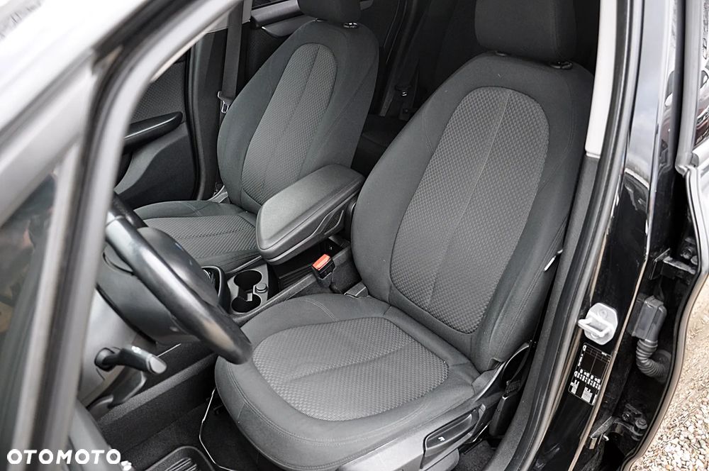 BMW Seria 2 218d Sport-Aut Advantage - 17