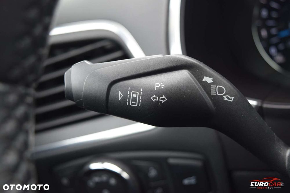 Ford S-Max - 31