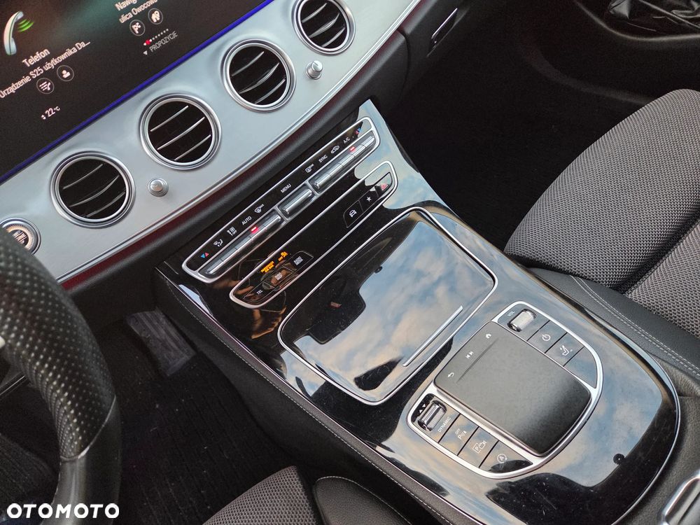 Mercedes-Benz Klasa E - 13