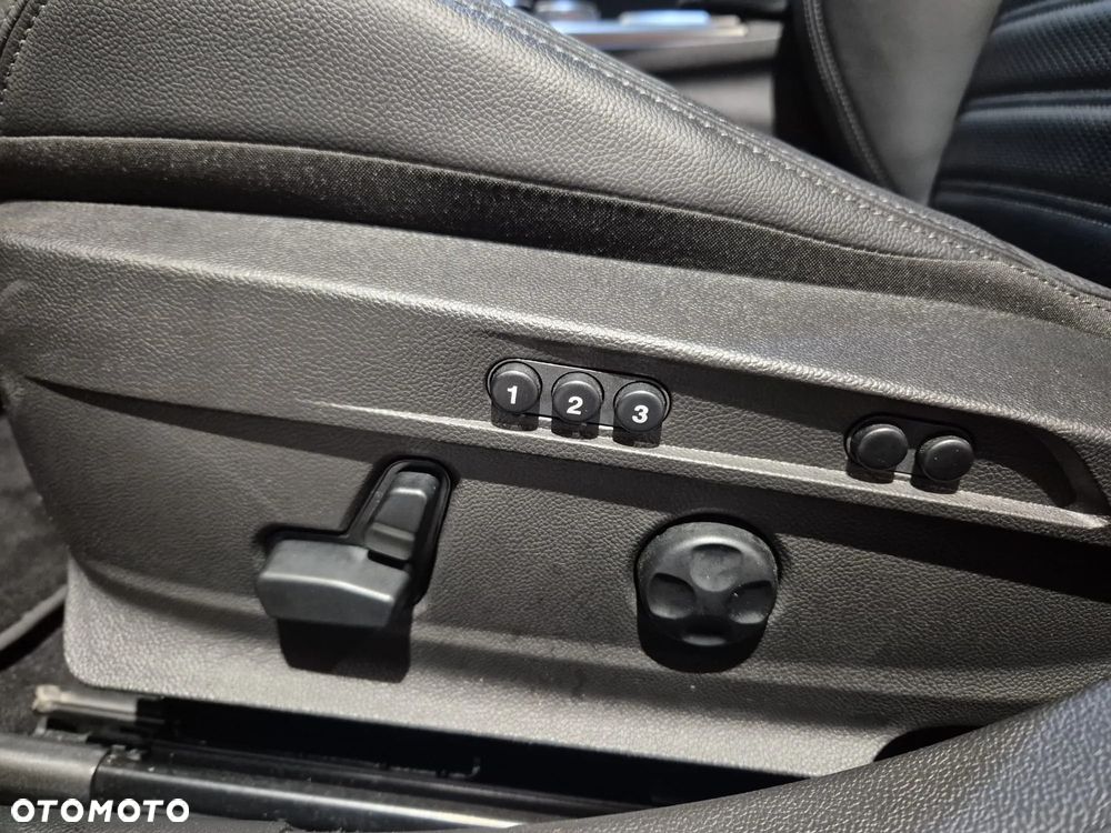 Alfa Romeo Giulia 2.0 Turbo Veloce Q4 - 16