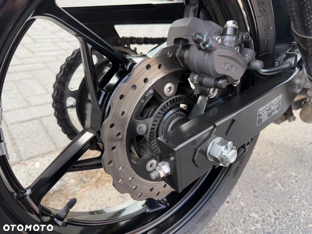 Kawasaki Ninja 400 - 16