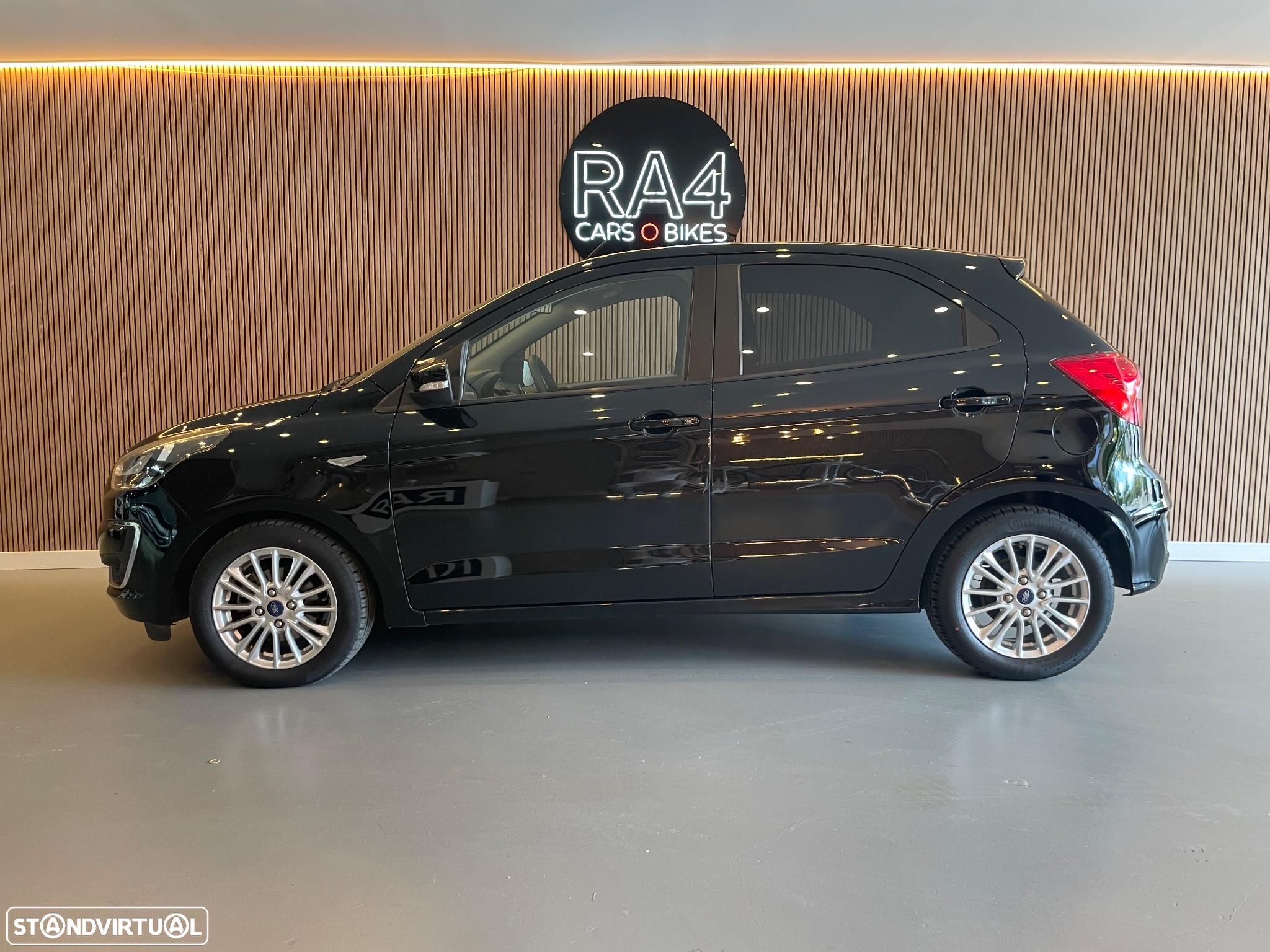 Ford KA+ 1.2 Ti-VCT Ultimate - 18