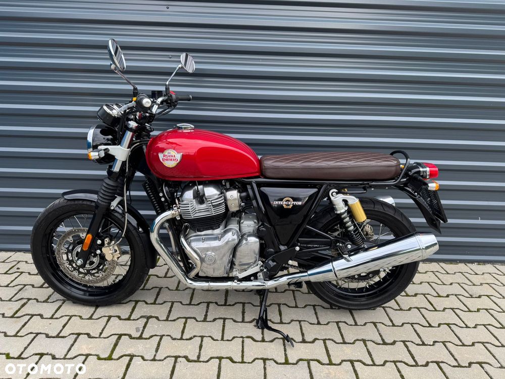 Royal Enfield Interceptor - 5