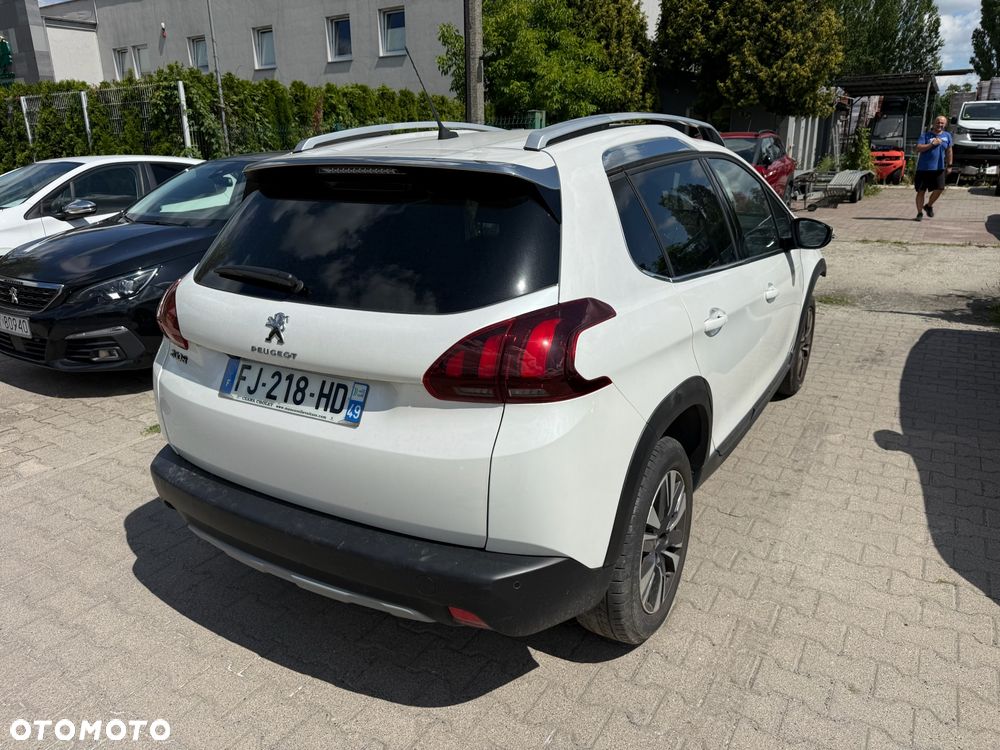 Peugeot 2008 1.2 Pure Tech Access - 6