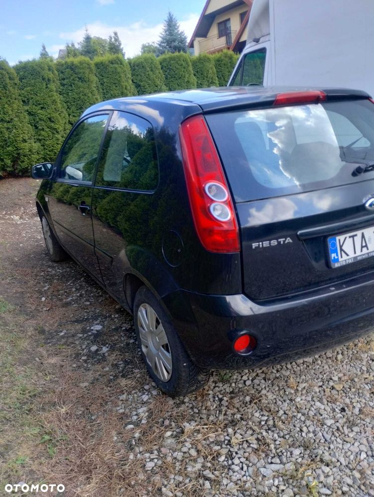 Ford Fiesta - 4