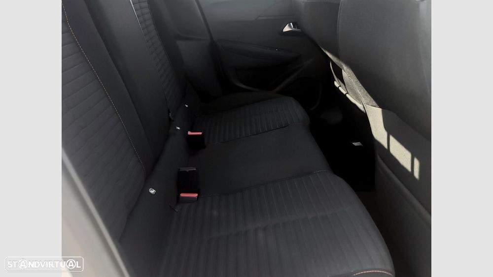 Peugeot 208 1.2 PureTech Active Pack - 18