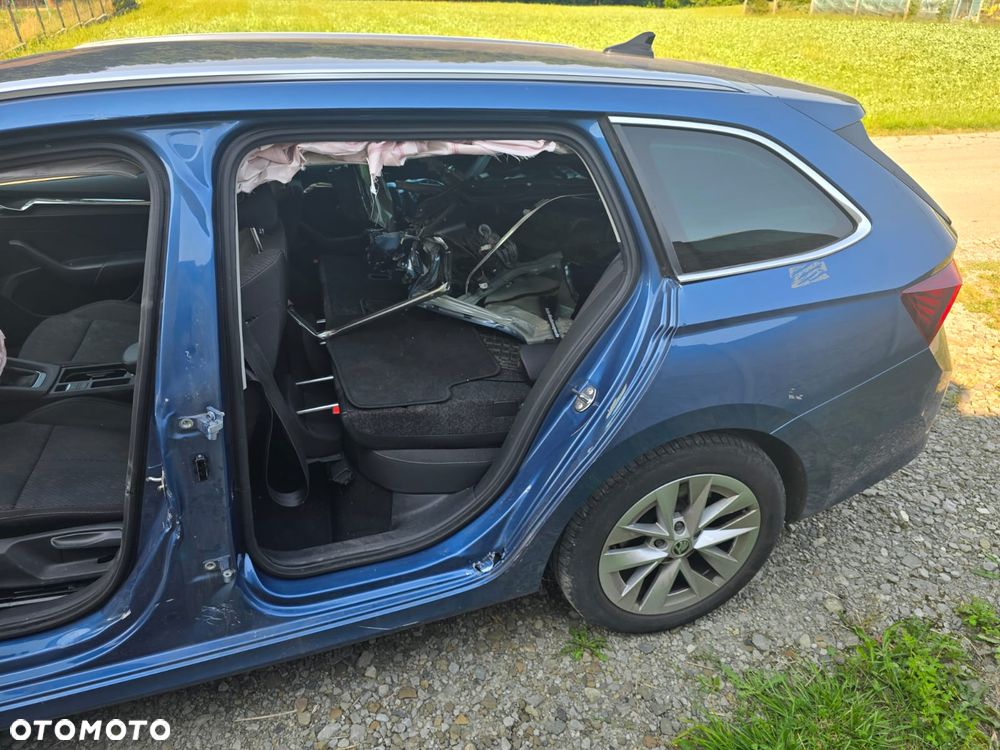 Skoda Octavia 1.5 TSI Edition - 10