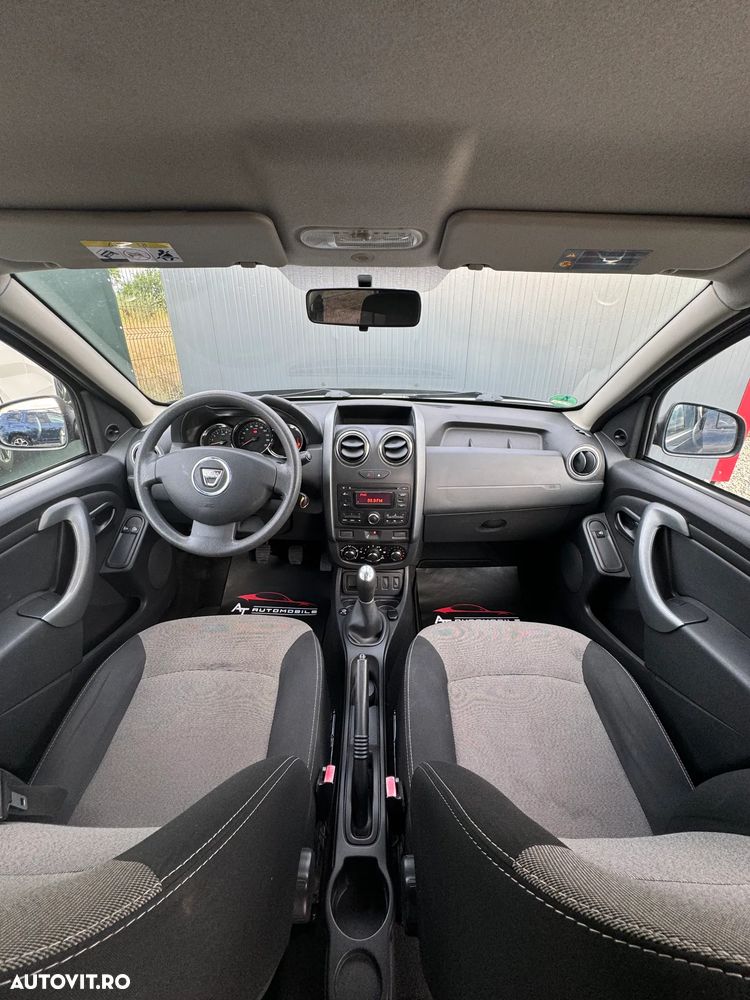Dacia Duster 1.6 4x2 Laureate - 13