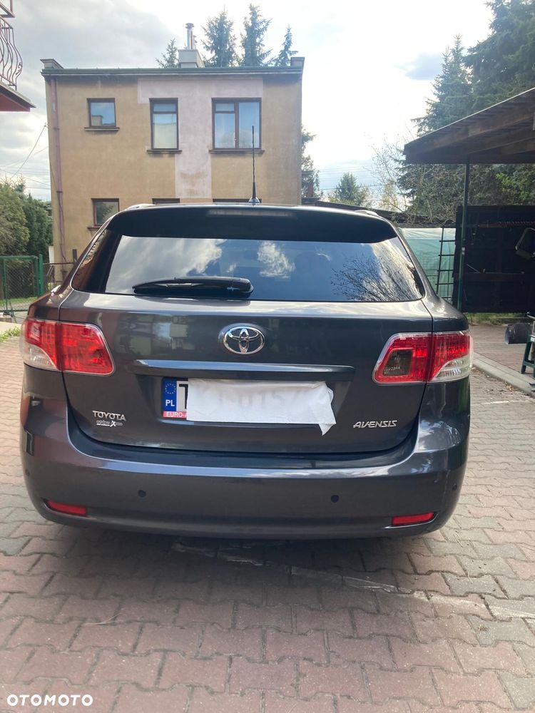 Toyota Avensis 2.0 Premium MS - 2